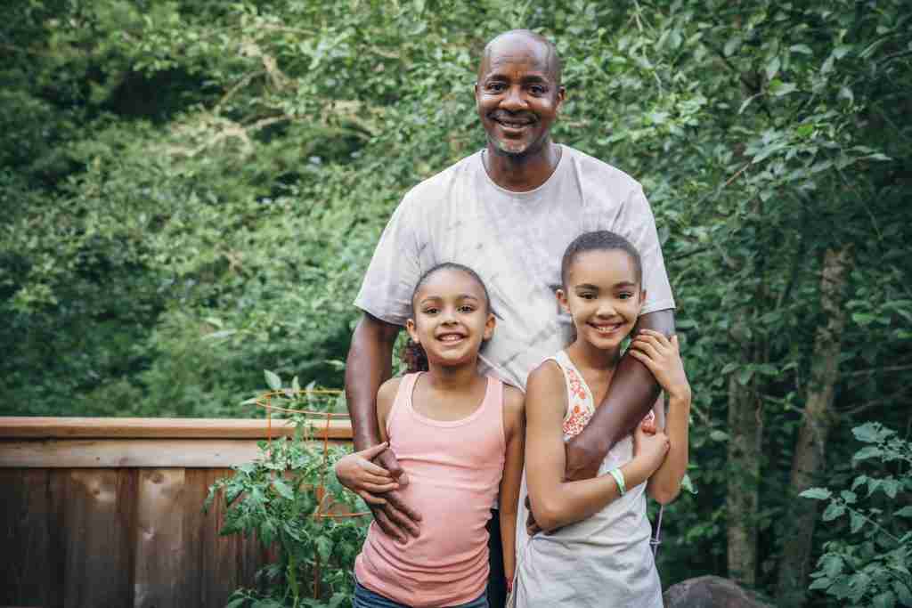 Single male foster carers
